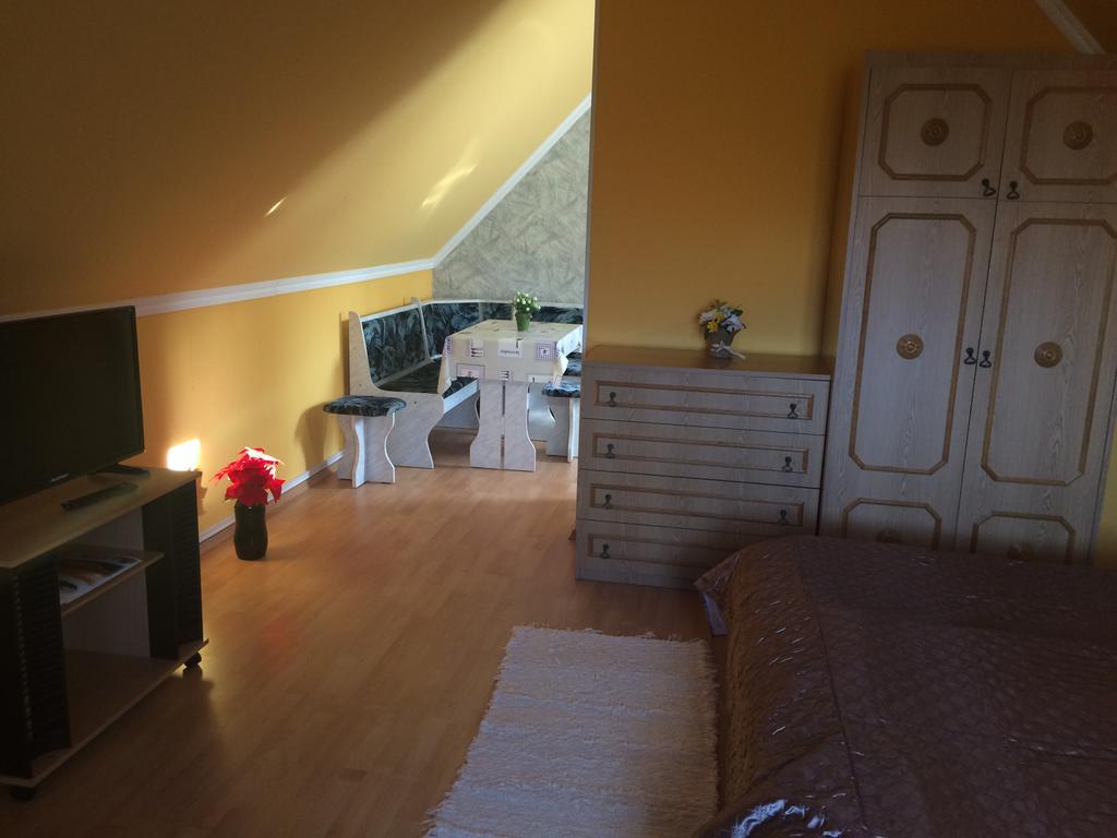 Kamilla Apartman Fonyod Exterior photo